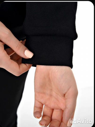 Спортивный костюм 48р новый