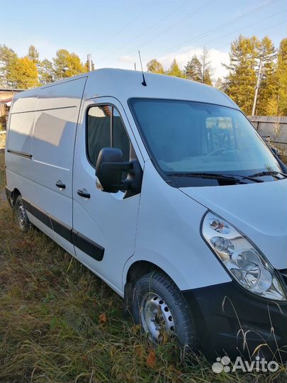 Renault Master цельнометаллический, 2013