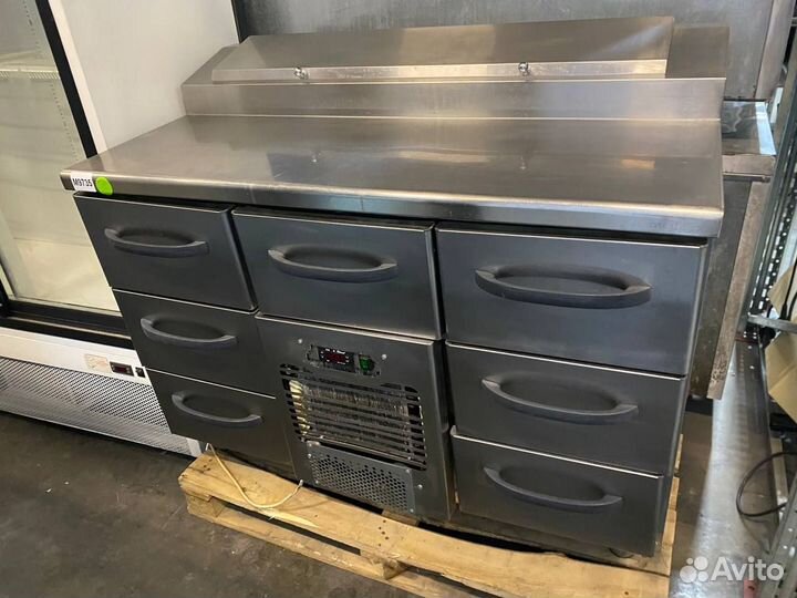 Холодильный стол на 7 ящиков