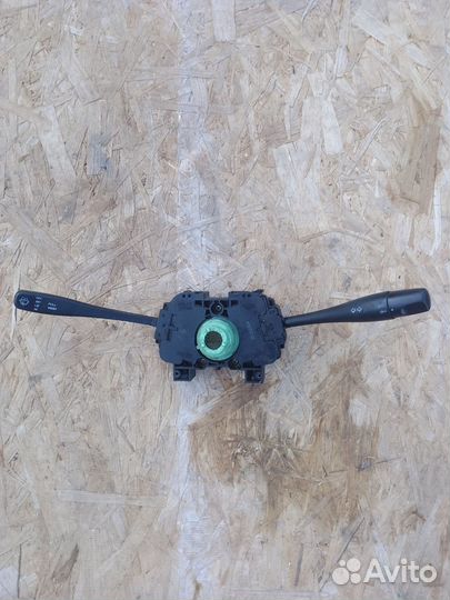 Подрулевой переключатель Nissan Bluebird U14