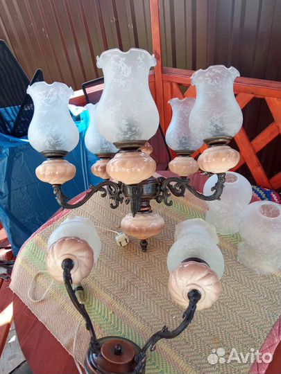 Комплект люстра и бра + два запасных плафона