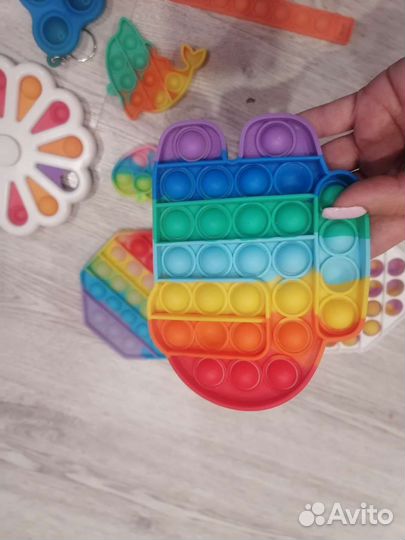 Игрушки поп-ит пакетом