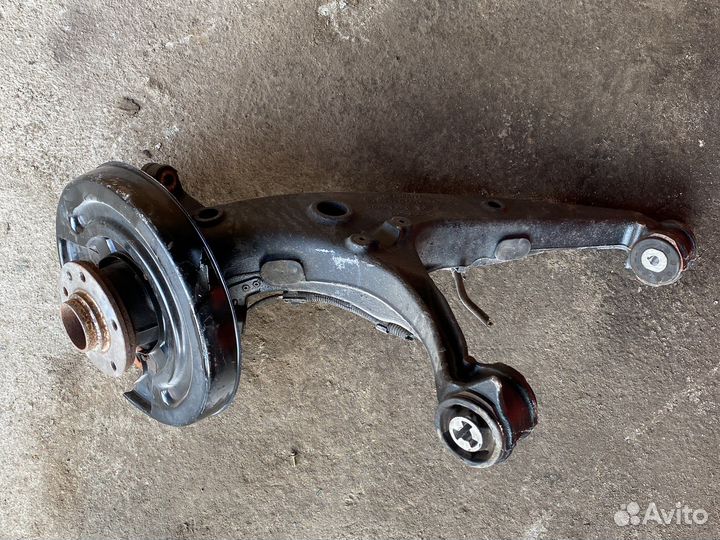 Volkswagen multivan t6 задний рычаг,ступица 4/4