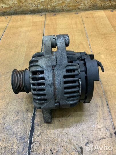 Генератор Opel Astra H Z19DTH 2009
