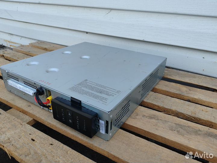 Ибп APC Smart-UPS 1500VA