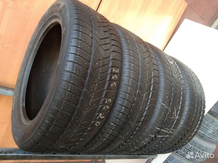 Pirelli Scorpion Winter 255/55 R20