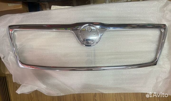 Накладка решетки радиатора Skoda Octavia II