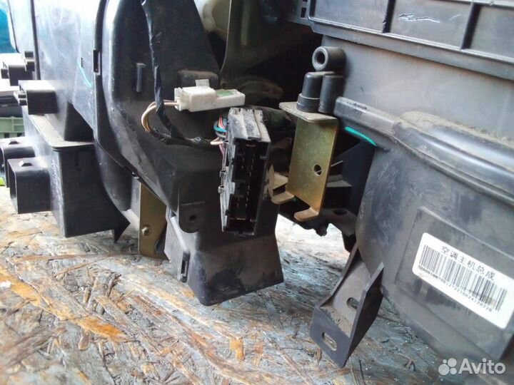 Печка Geely Emgrand EC7