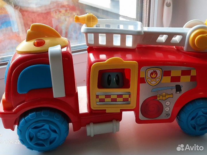 Игрушка пожарная машина