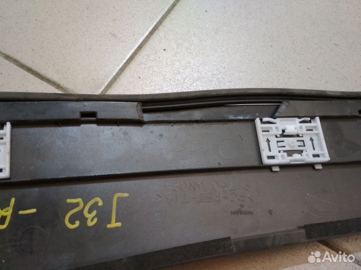 Молдинг крыши правый Ниссан Теана J32