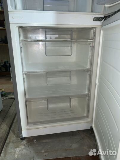 Холодильник LG NoFrost