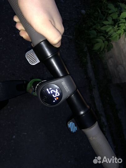 Электро самокат ninebot es2