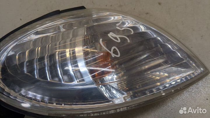 Поворот Nissan Almera N16, 2001