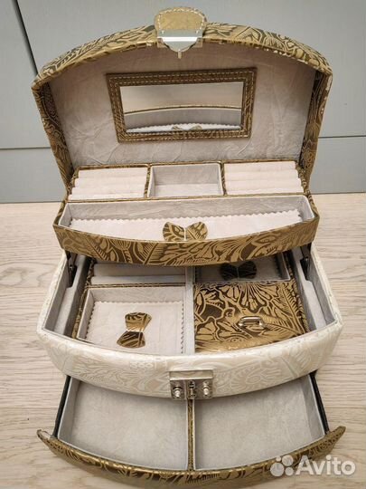 Шкатулка для украшений большая