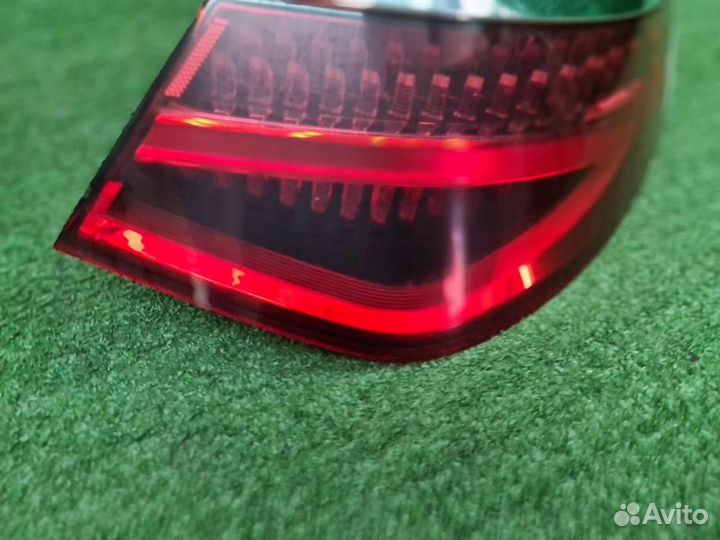 Фонарь задний наружный правый Mercedes-Benz S-Class