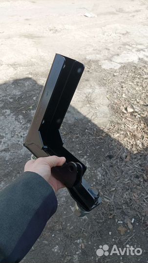 Кронштейн запасного колеса газель