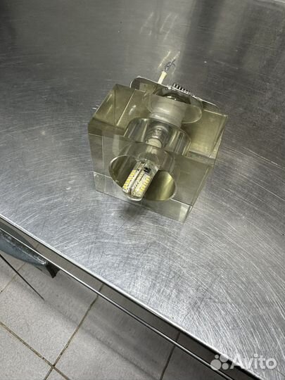 Светильник точечный