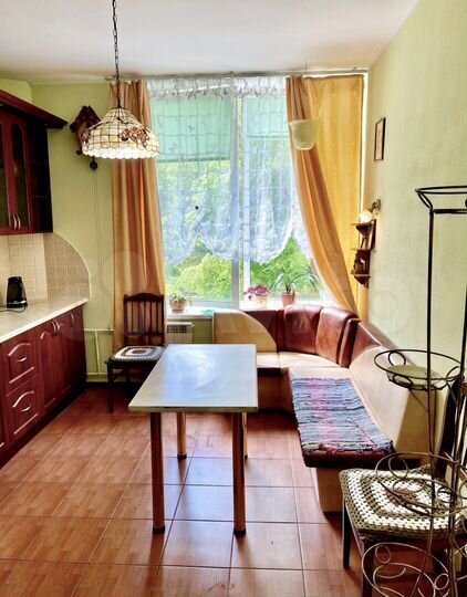 1-к. квартира, 50 м², 2/5 эт.