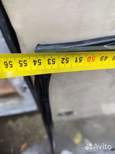 Стекло оконное 125х54х0.4