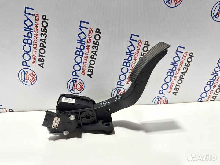 Педаль газа Hyundai Solaris 1
