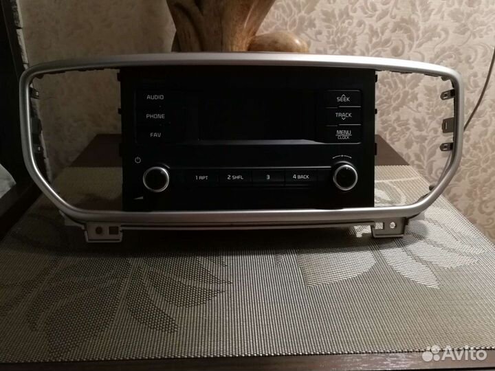 Продам магнитолу