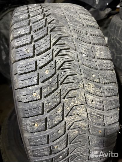 Michelin 4x4 Alpin 245/45 R17 98B