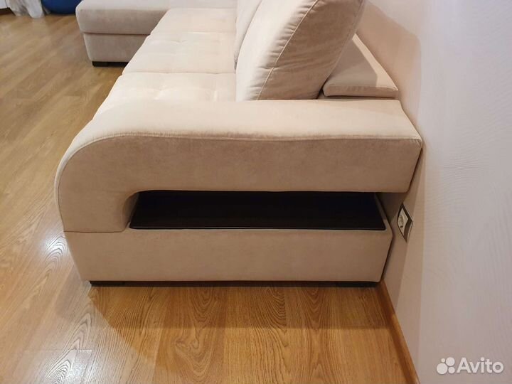 Угловой диван