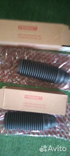 Пыльник передней стойки