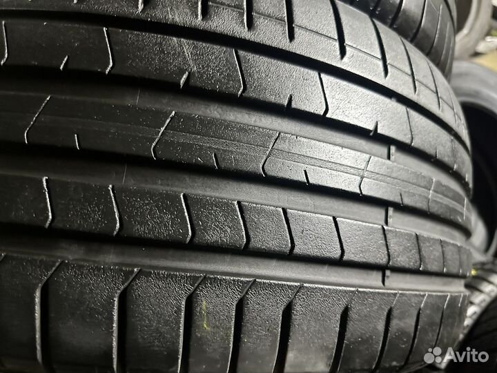 Pirelli P Zero PZ4 245/40 R19 98Y