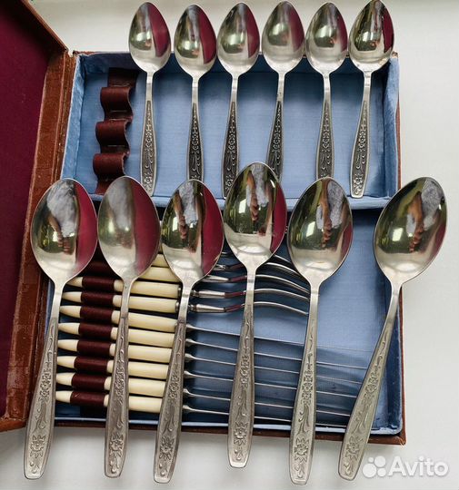 Столовый набор СССР 24 предмета ложки вилки ножи