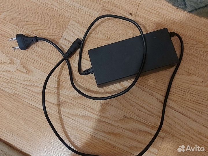 Блок питания электросамакат