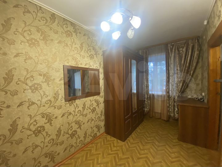 2-к. квартира, 42 м², 1/5 эт.