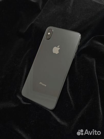 Телефон iPhone xs max 256 г