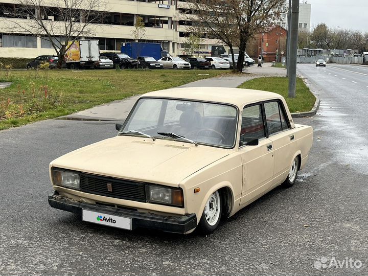 ВАЗ 2105 1.3 МТ, 1988, 100 000 км