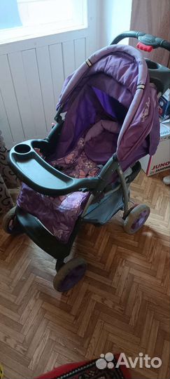 Прогулочная коляска