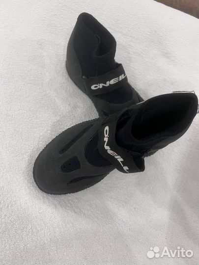 Детские коралловый тапки разм 34-35 O'neill