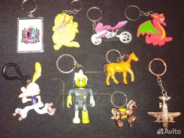 Набор брелоков для ключей. 9шт