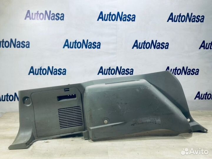 Обшивка багажника левая Nissan Armada SUV VK56DE