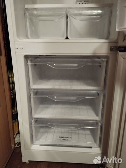 Холодильник indesit no frost