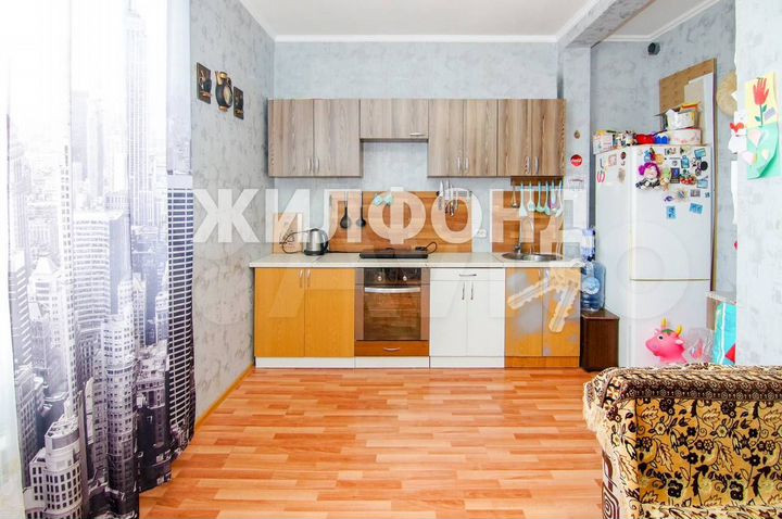 3-к. квартира, 80 м², 2/2 эт.