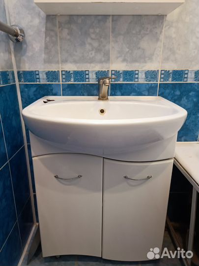 Тумба с раковиной для ванной бу