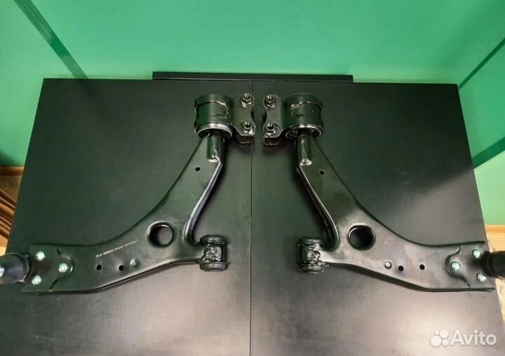 Передние рычаги Lynx Ford Focus 2 Volvo C30, S40