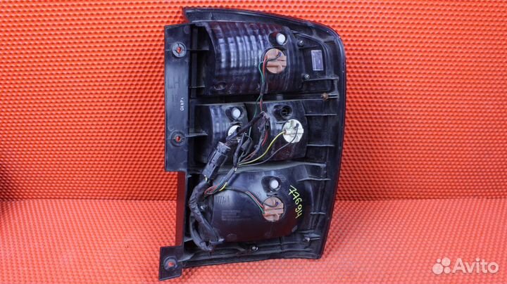 Фонарь задний левый Kia Carnival VQ G6EA 924014D11