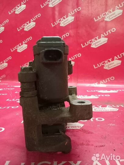 Суппорт задний правый Хендай Санта Фе 4