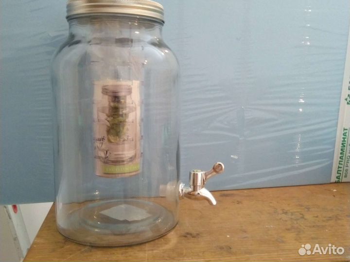 Банка-деспенсер, на 4 литра, с краником