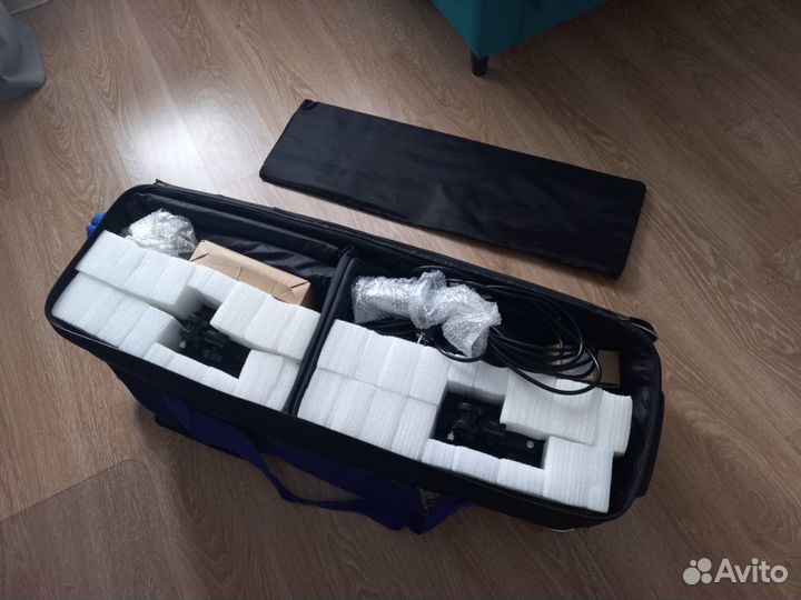 Комплект студийного освещения Raylab Grant Ra-600