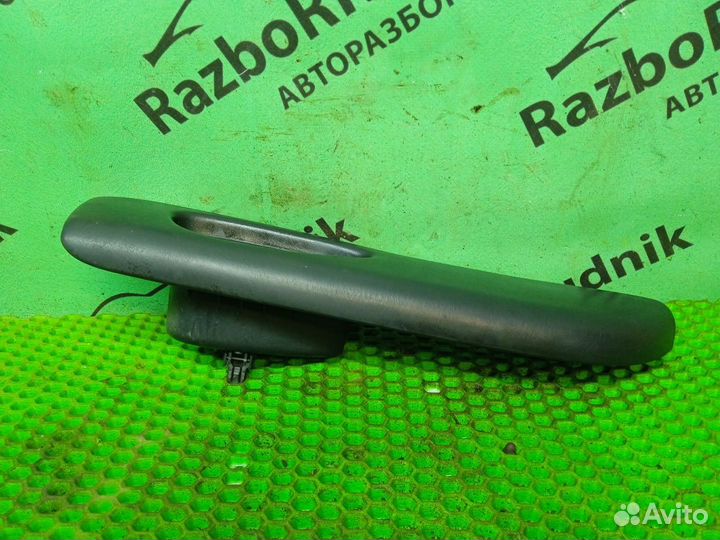 Ручка двери передней внутренняя левая Nissan AD