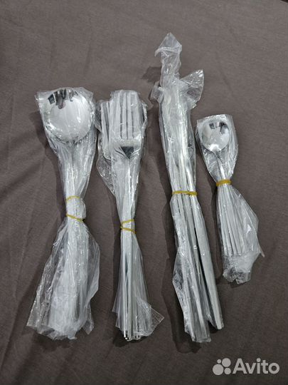 Столовые приборы 24шт