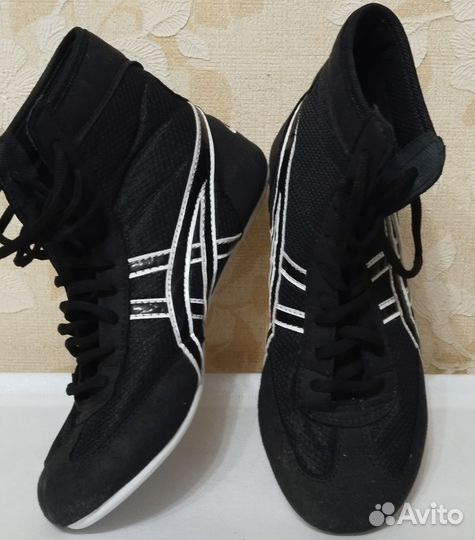 Трико и борцовки для единоборств