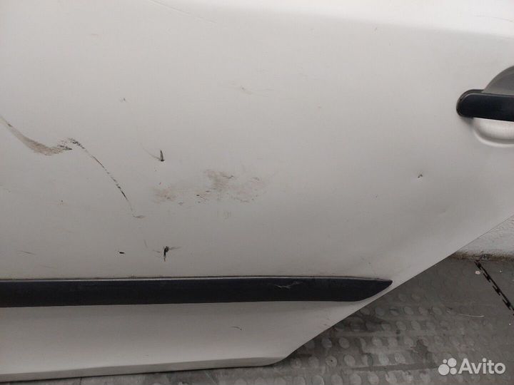 Дверь боковая левая задняя Skoda Fabia